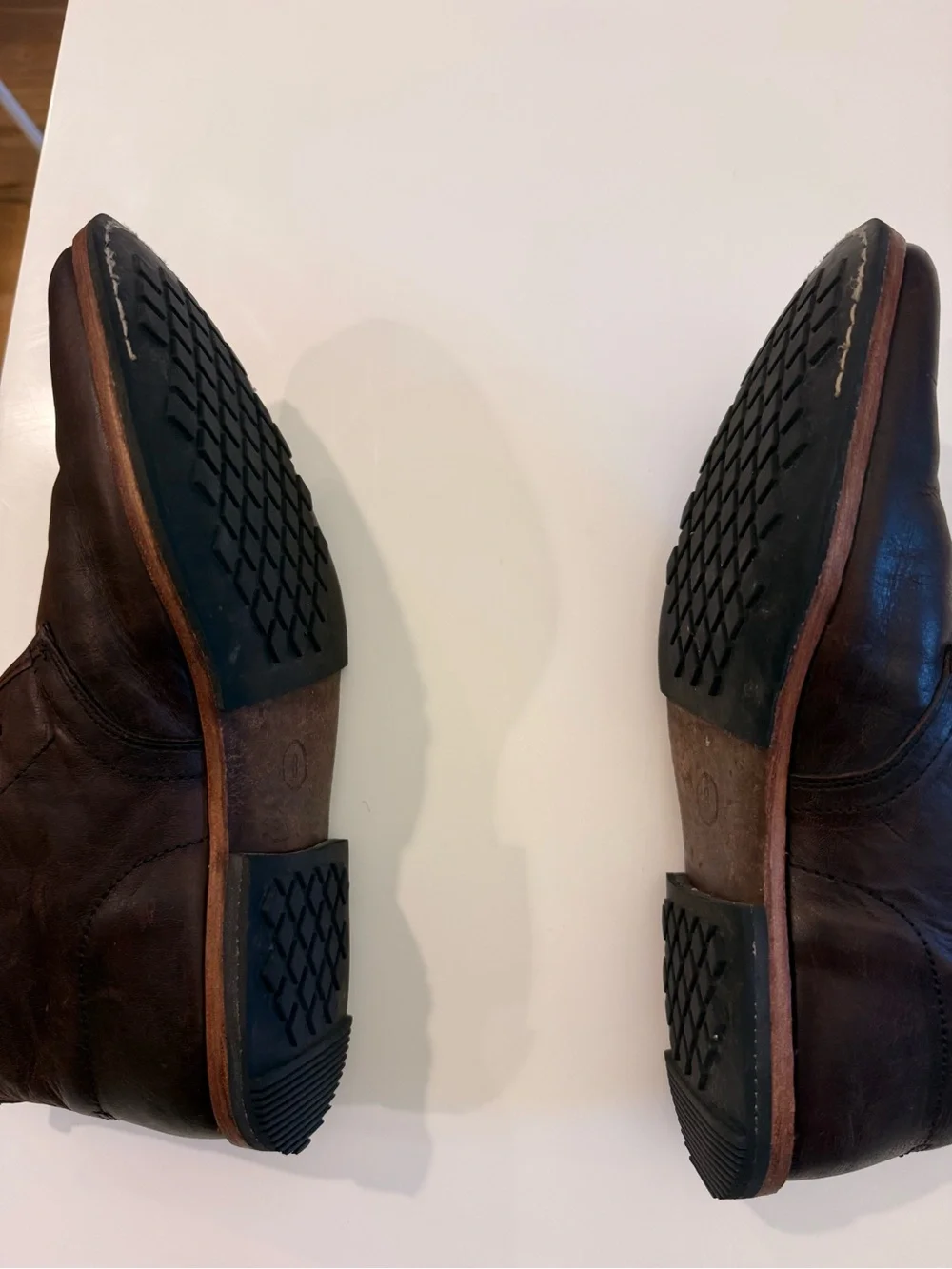 Men's Classic Brown Leather Lace-Up Shoes